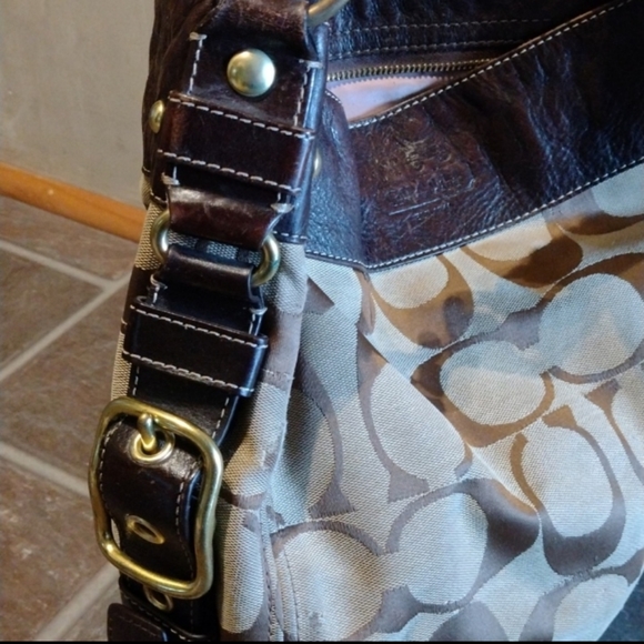 Coach 12674 Zoe Jaquard & Leather Signature Hobo Shoulder Bag - Picture 11 of 12